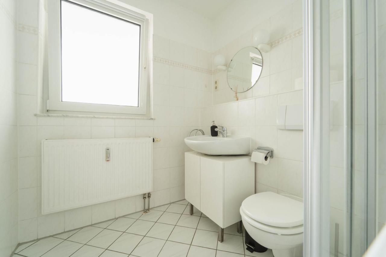 Raum921 - Stilvolles Apartment - Wlan, Tiefgarage, Kueche, Netflix Магдебург Екстериор снимка